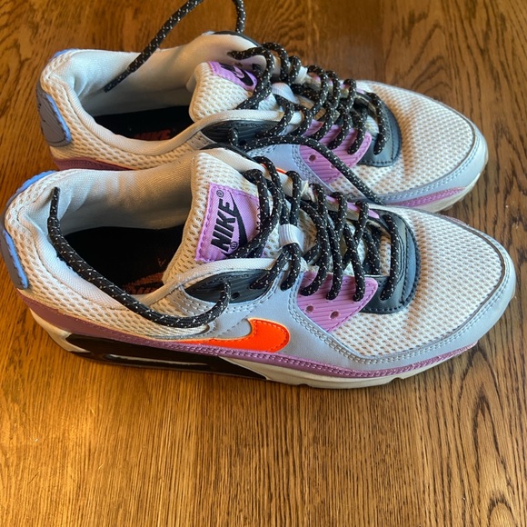 Nike Womens Air max size 8.5 - Picture 3 of 7